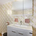 Center Manolia Dream 3 Bedroom 100m Away From The アパート