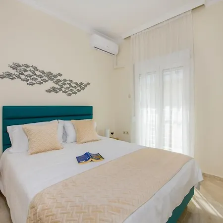 アパート Center Manolia Dream 3 Bedroom 100m Away From The ハニア