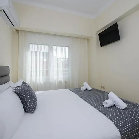 Apartament Center Manolia Dream 3 Bedroom 100m Away From The