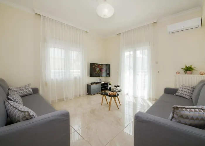 Center Manolia Dream 3 Bedroom 100m Away From The アパート